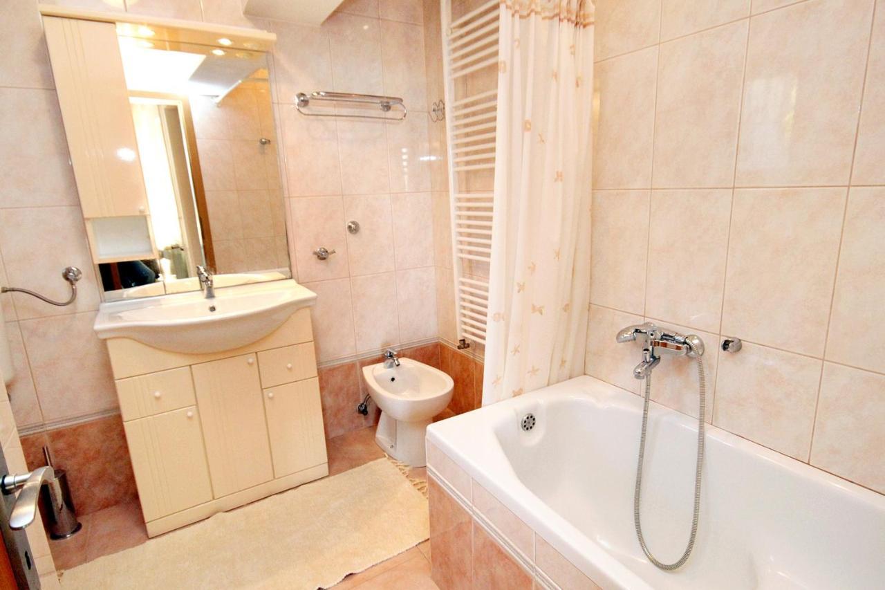Apartment Klenovica 5580B Eksteriør bilde