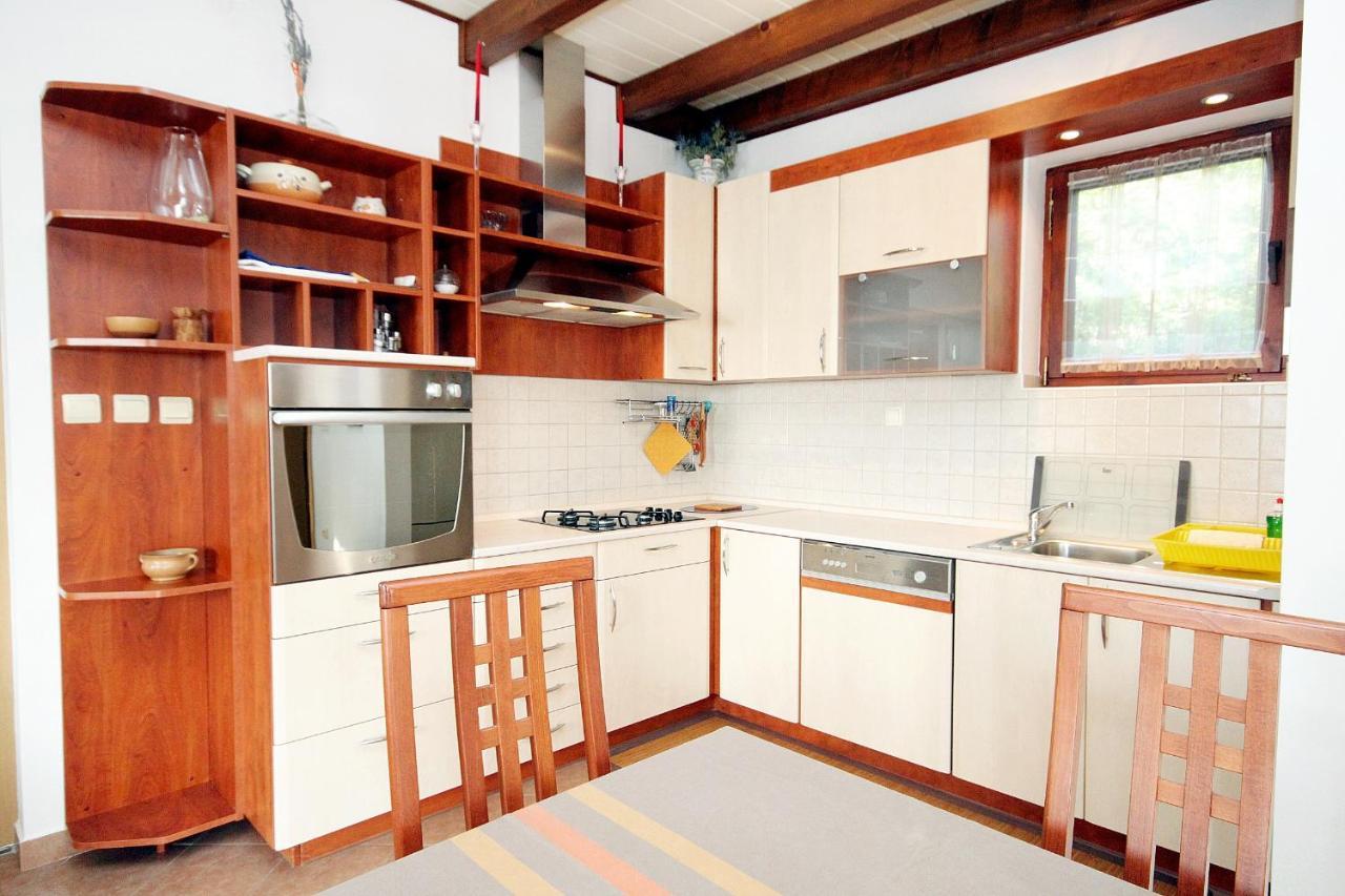 Apartment Klenovica 5580B Eksteriør bilde